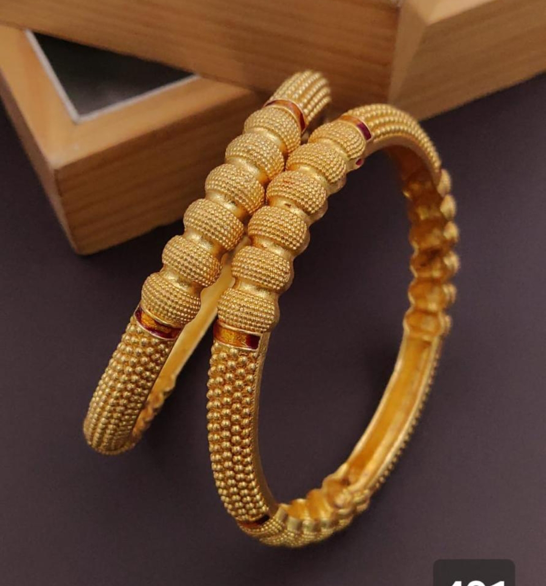 high-gold-bangles
